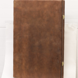 Шкаф - витрина (ERM) переносной с комплектом именных икон с подставкой 4х3,5см, 72 вида по 3шт  2